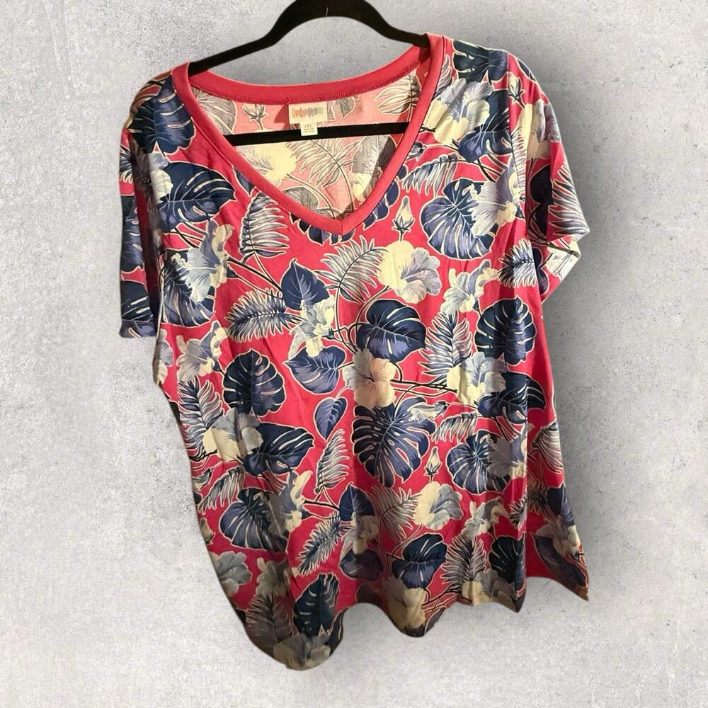 LuLaRoe Christy T - NWT- 2XL-Pink With Blue And White Floral Print-HTF Unicorn